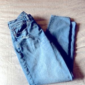 American Eagle, Size 2 (Short), Mom Jeans